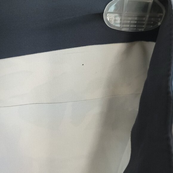 Under Armour Shorts Men's 42 Loose Blue Gray Camo HeatGear 1253131 - Picture 8 of 10